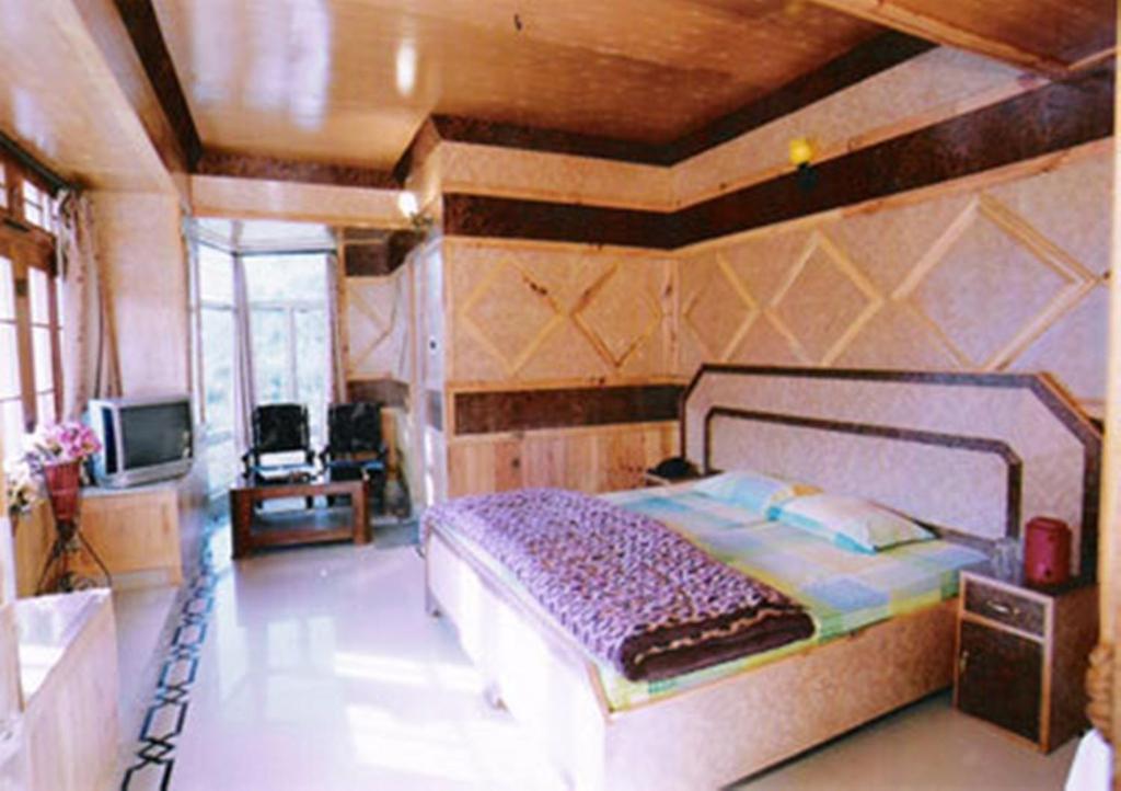 Hotel Arsh International Nainital Pokój zdjęcie